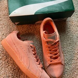 Puma Pink Sneakers Suede Low-Top